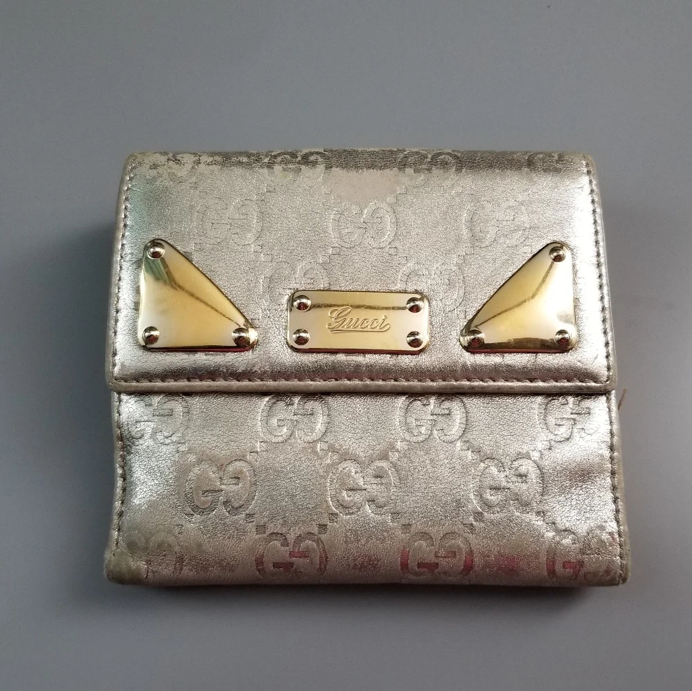 GUCCI GG Beautiful Shiny Long Bifold wallet Signature Italy